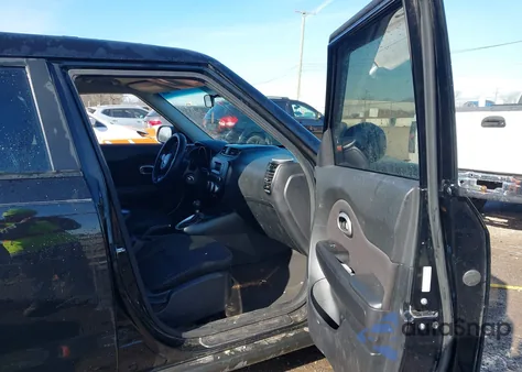 2016 Kia Soul z USA, uszkodzony, nr VIN KNDJN2A28G7830258